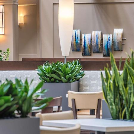 Embassy Suites By Hilton Seattle - Tacoma International Airport Таквіла Екстер'єр фото