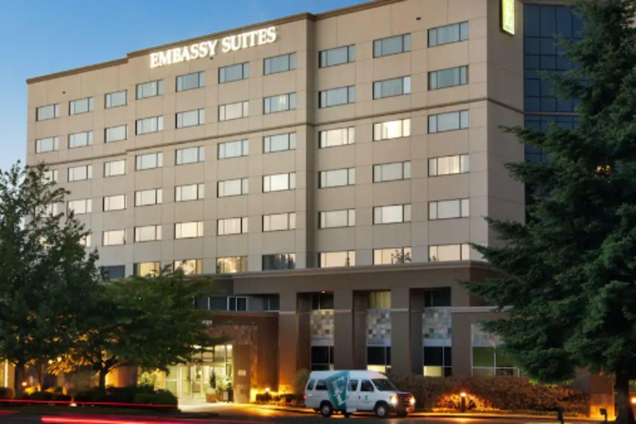 Embassy Suites By Hilton Seattle - Tacoma International Airport Таквіла Екстер'єр фото