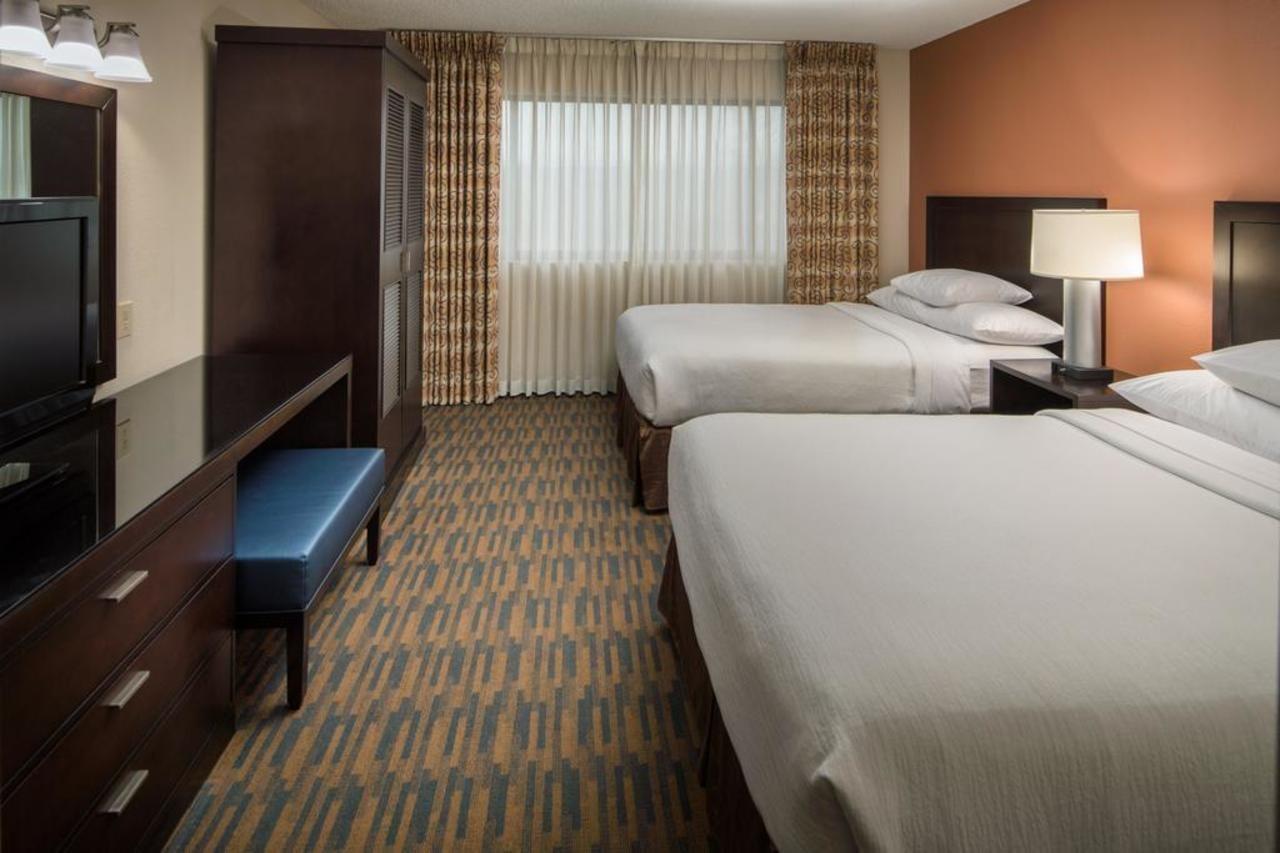 Embassy Suites By Hilton Seattle - Tacoma International Airport Таквіла Екстер'єр фото
