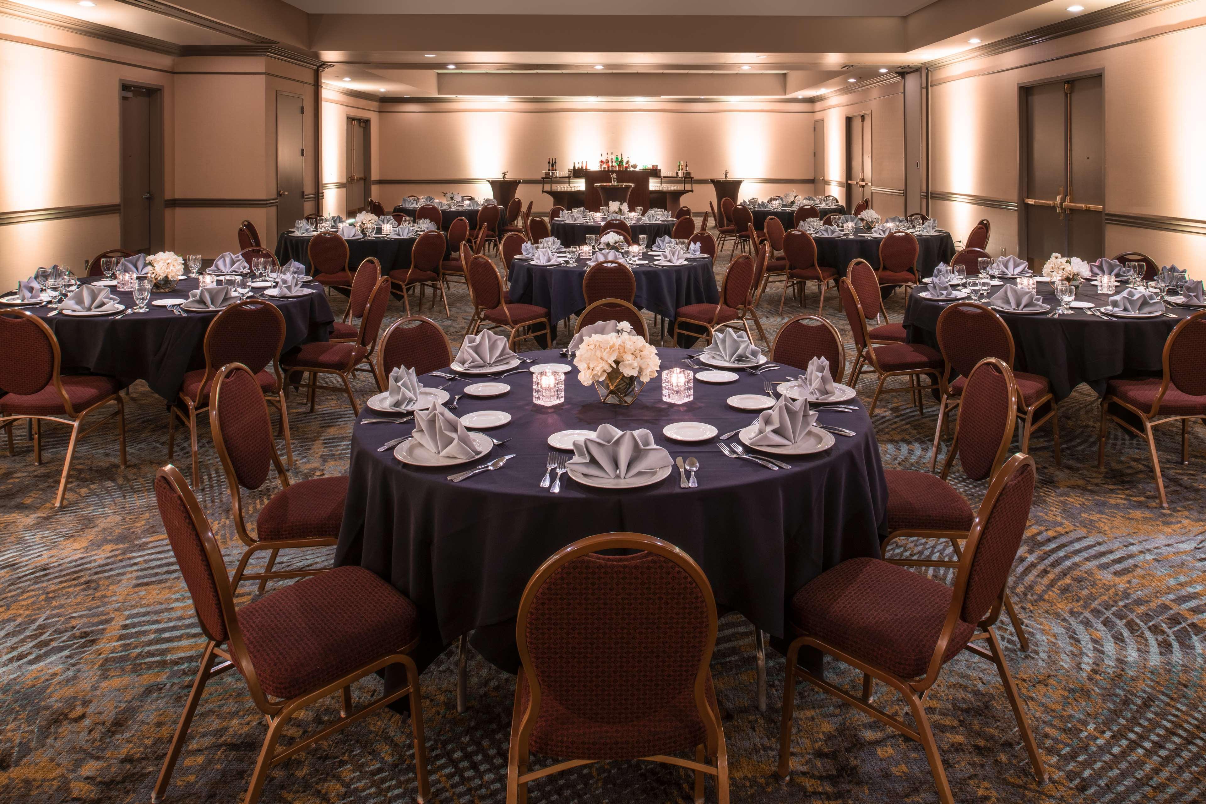 Embassy Suites By Hilton Seattle - Tacoma International Airport Таквіла Екстер'єр фото