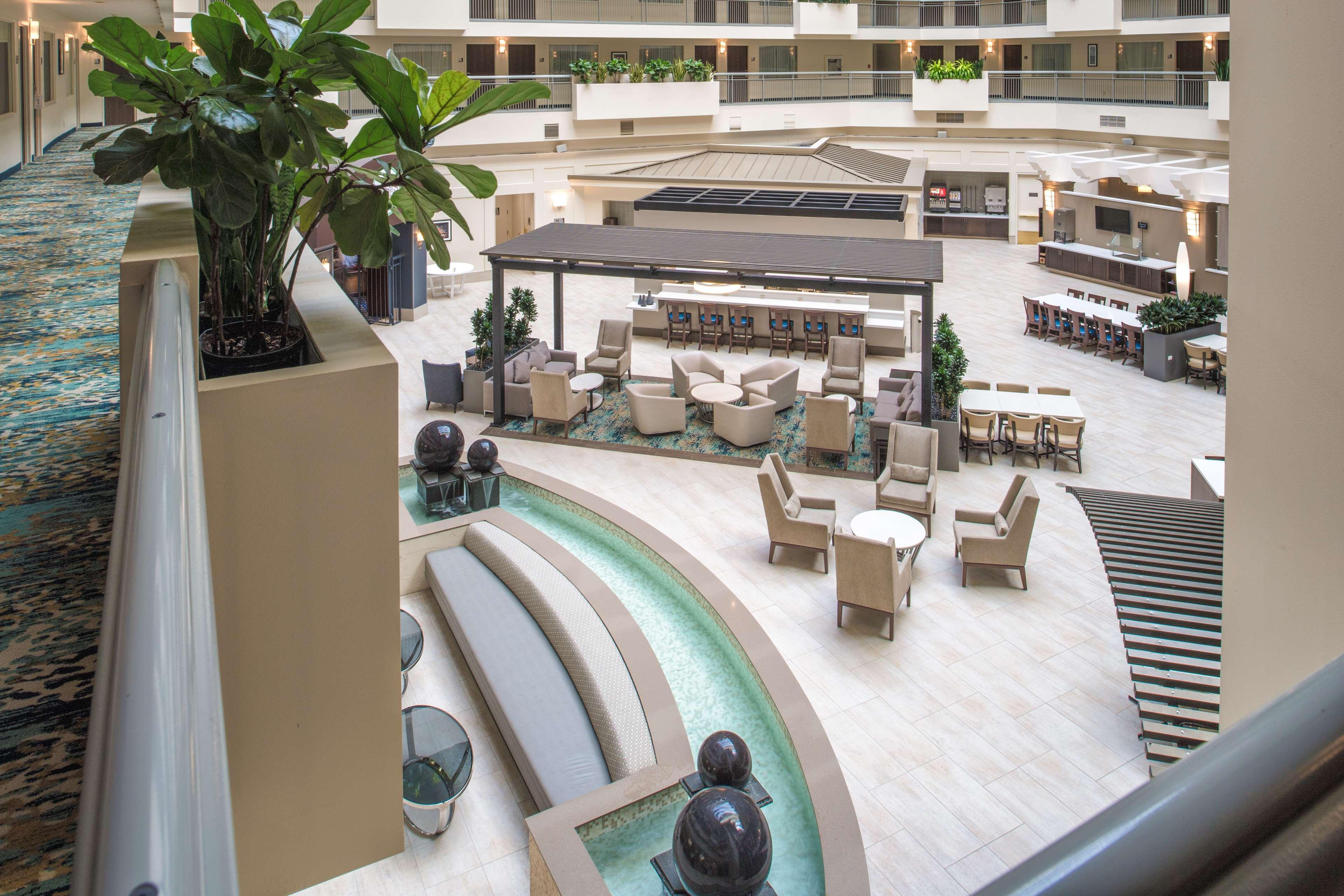 Embassy Suites By Hilton Seattle - Tacoma International Airport Таквіла Екстер'єр фото