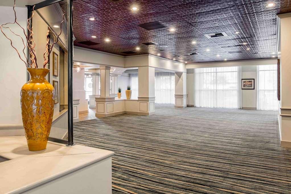 Embassy Suites By Hilton Seattle - Tacoma International Airport Таквіла Номер фото
