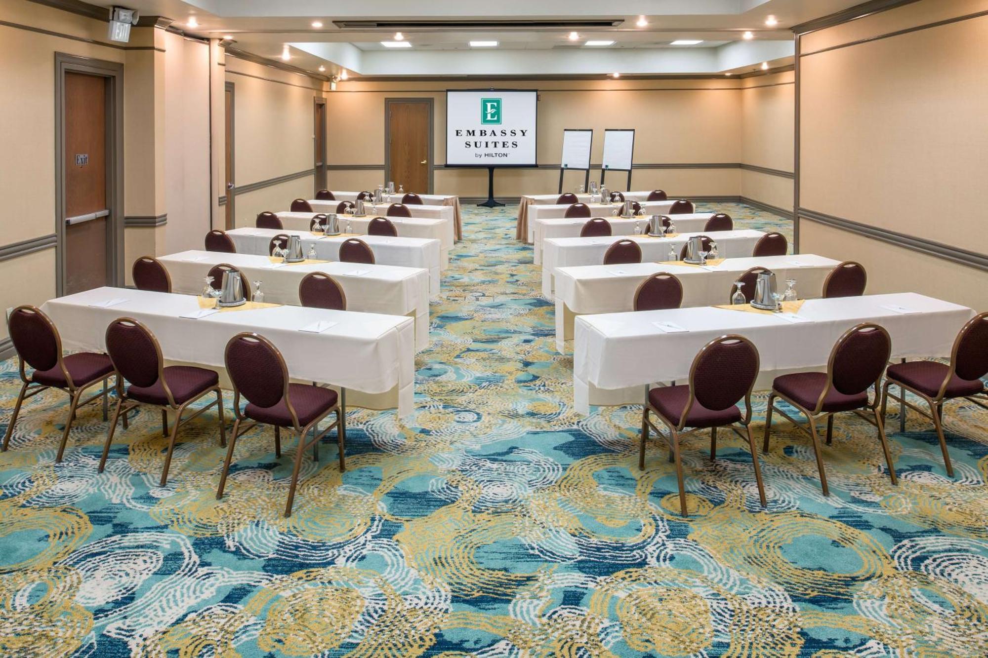 Embassy Suites By Hilton Seattle - Tacoma International Airport Таквіла Екстер'єр фото