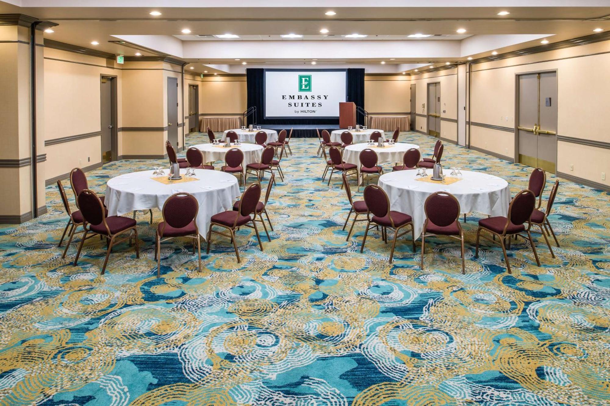 Embassy Suites By Hilton Seattle - Tacoma International Airport Таквіла Екстер'єр фото